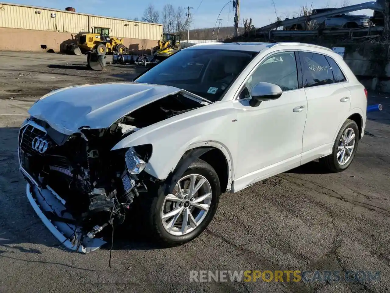 1 Photograph of a damaged car WA1DECF30N1015468 AUDI Q3 2022