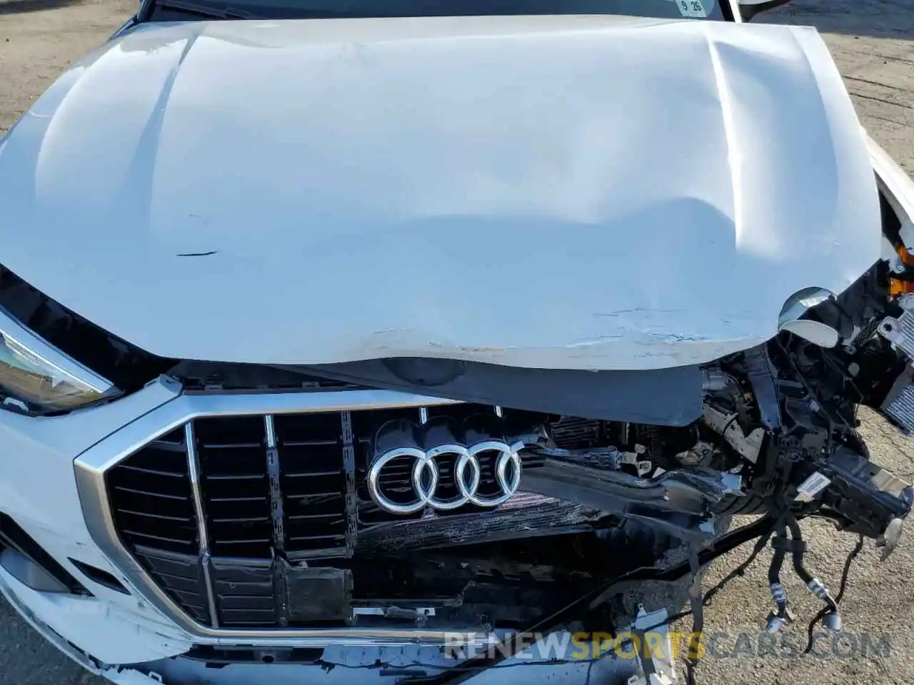 11 Photograph of a damaged car WA1DECF30N1015468 AUDI Q3 2022