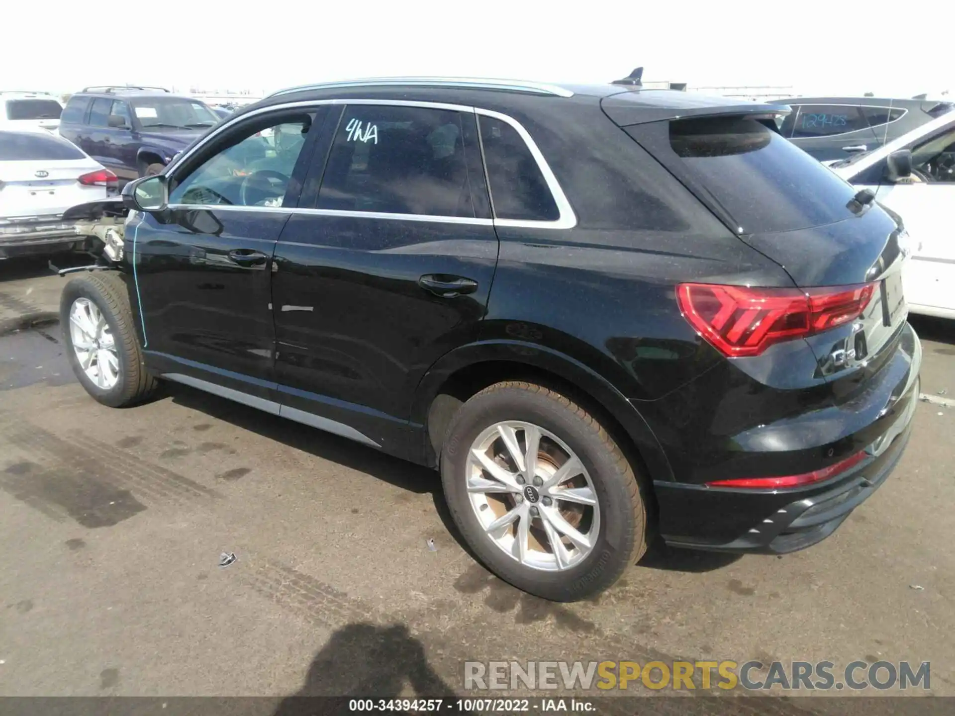 3 Photograph of a damaged car WA1DECF30N1028074 AUDI Q3 2022