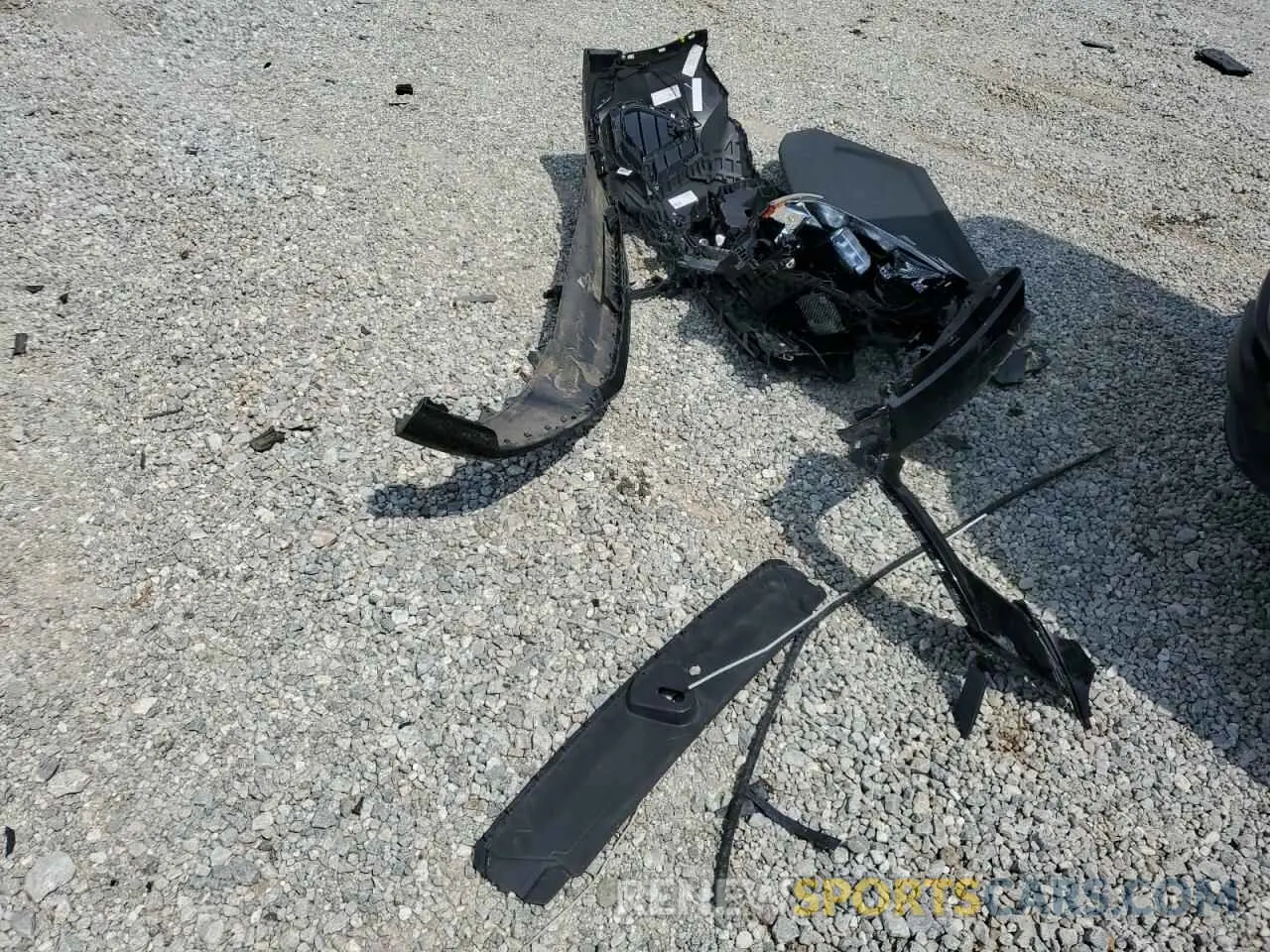 13 Photograph of a damaged car WA1DECF31N1018850 AUDI Q3 2022