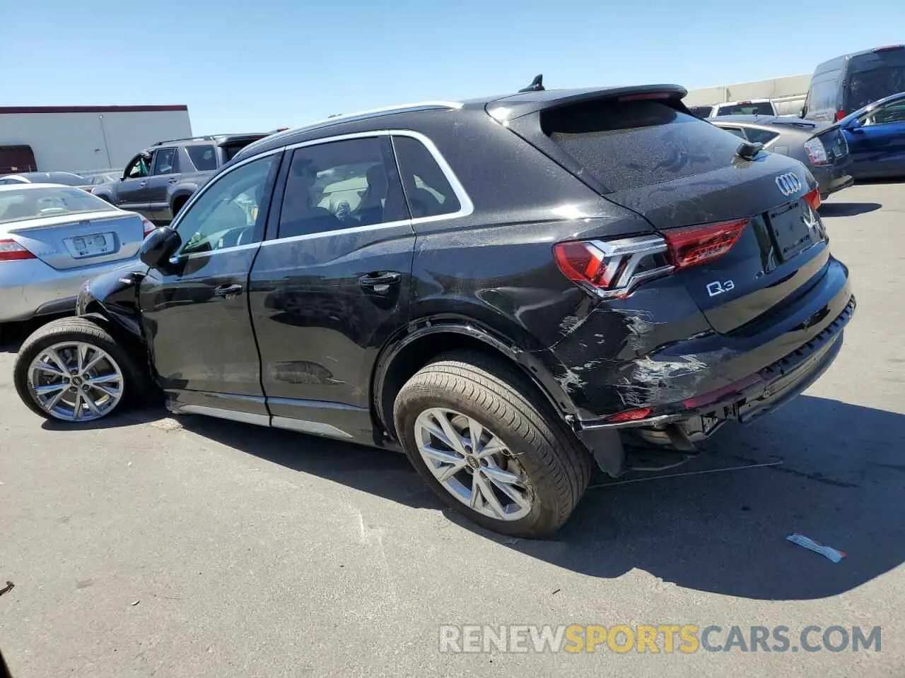 2 Photograph of a damaged car WA1DECF32N1146322 AUDI Q3 2022