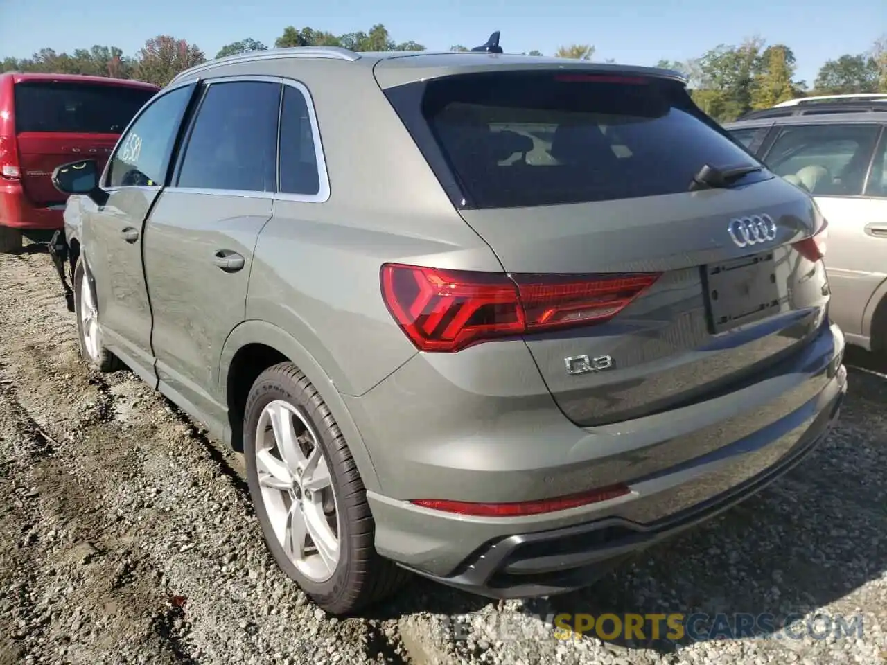 3 Photograph of a damaged car WA1DECF33N1029140 AUDI Q3 2022