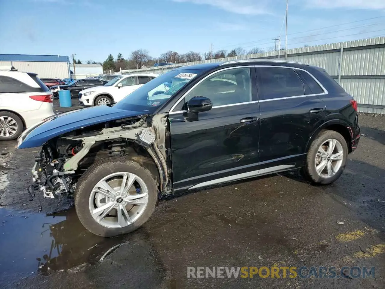 1 Photograph of a damaged car WA1DECF34N1074040 AUDI Q3 2022