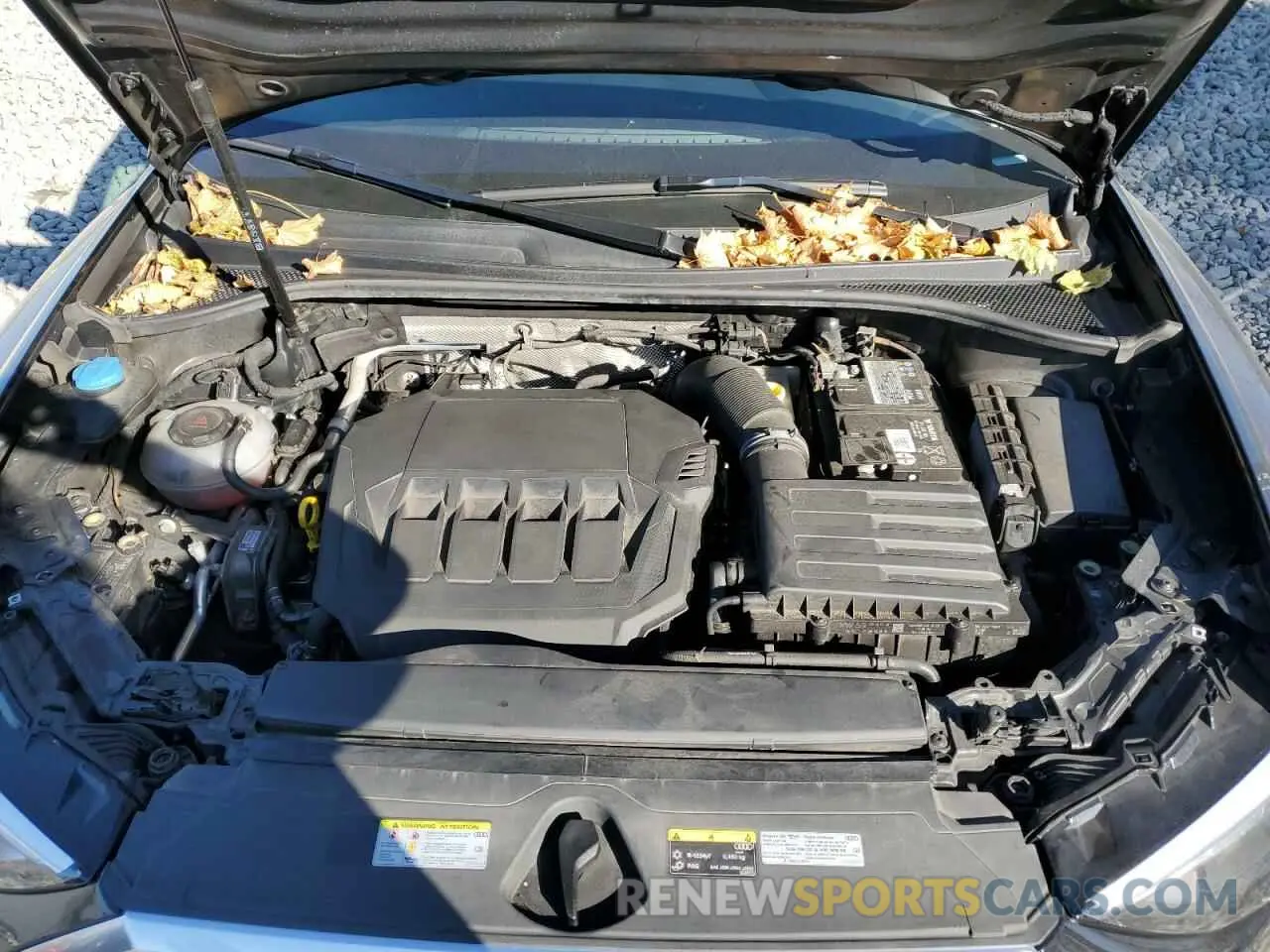 12 Photograph of a damaged car WA1DECF34N1085295 AUDI Q3 2022