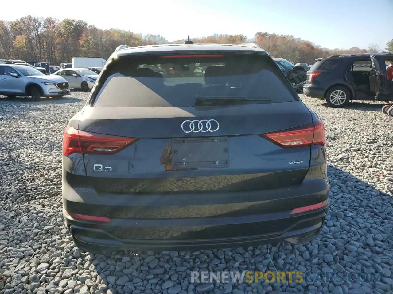 6 Photograph of a damaged car WA1DECF34N1085295 AUDI Q3 2022