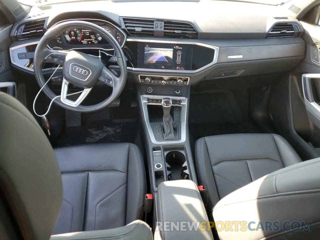 8 Photograph of a damaged car WA1DECF34N1085295 AUDI Q3 2022