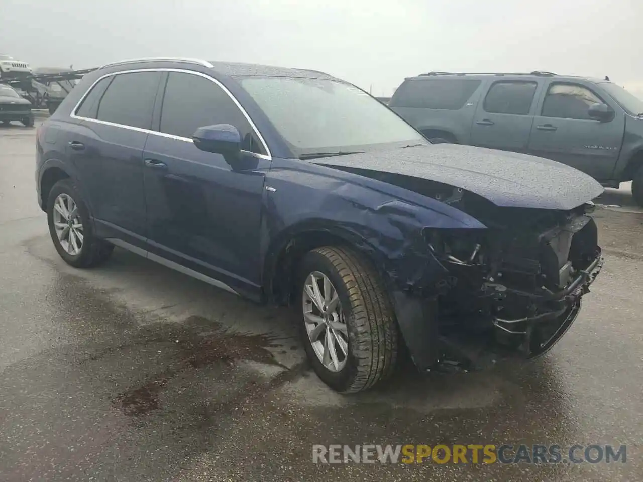 4 Photograph of a damaged car WA1DECF34N1140313 AUDI Q3 2022