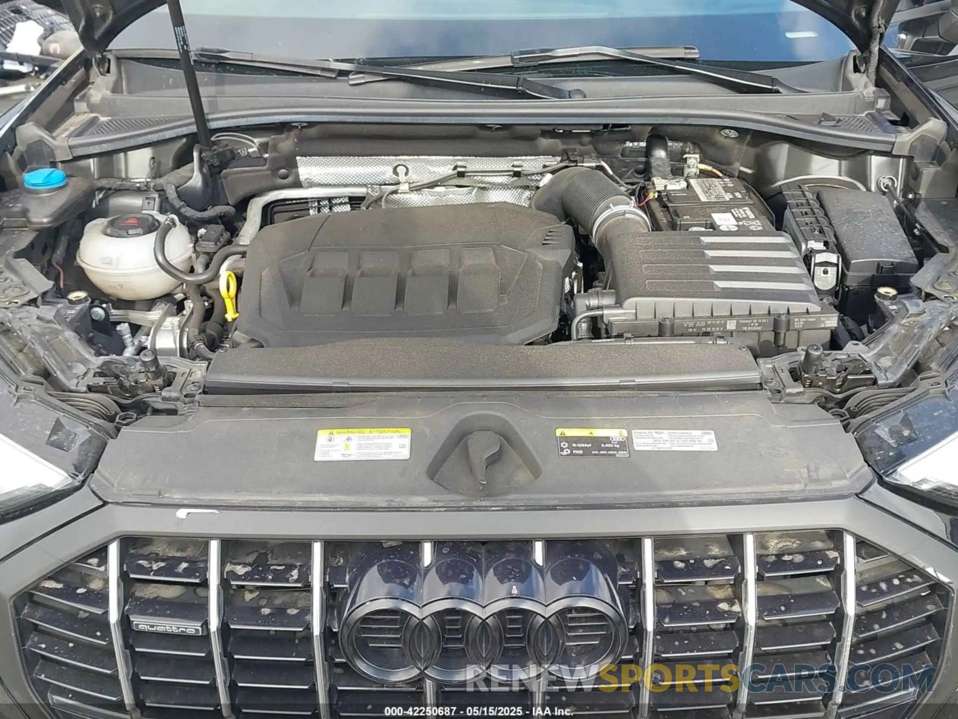 10 Photograph of a damaged car WA1DECF35N1095933 AUDI Q3 2022