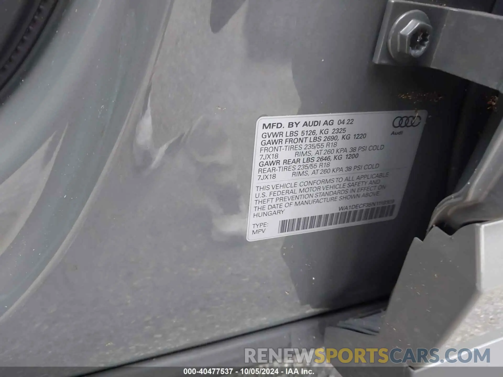 9 Photograph of a damaged car WA1DECF35N1119809 AUDI Q3 2022