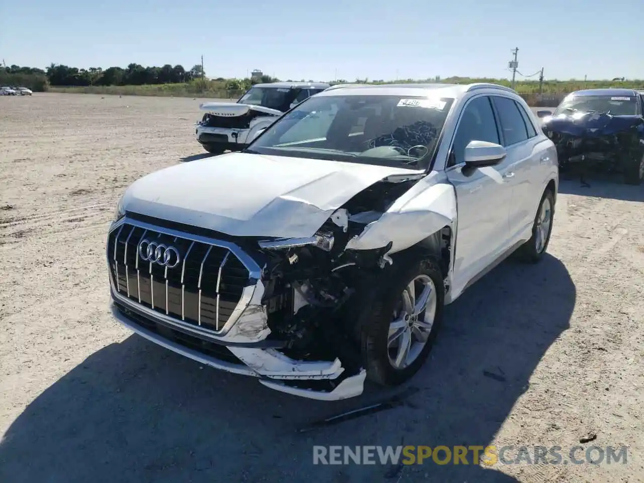 2 Photograph of a damaged car WA1DECF36N1024739 AUDI Q3 2022