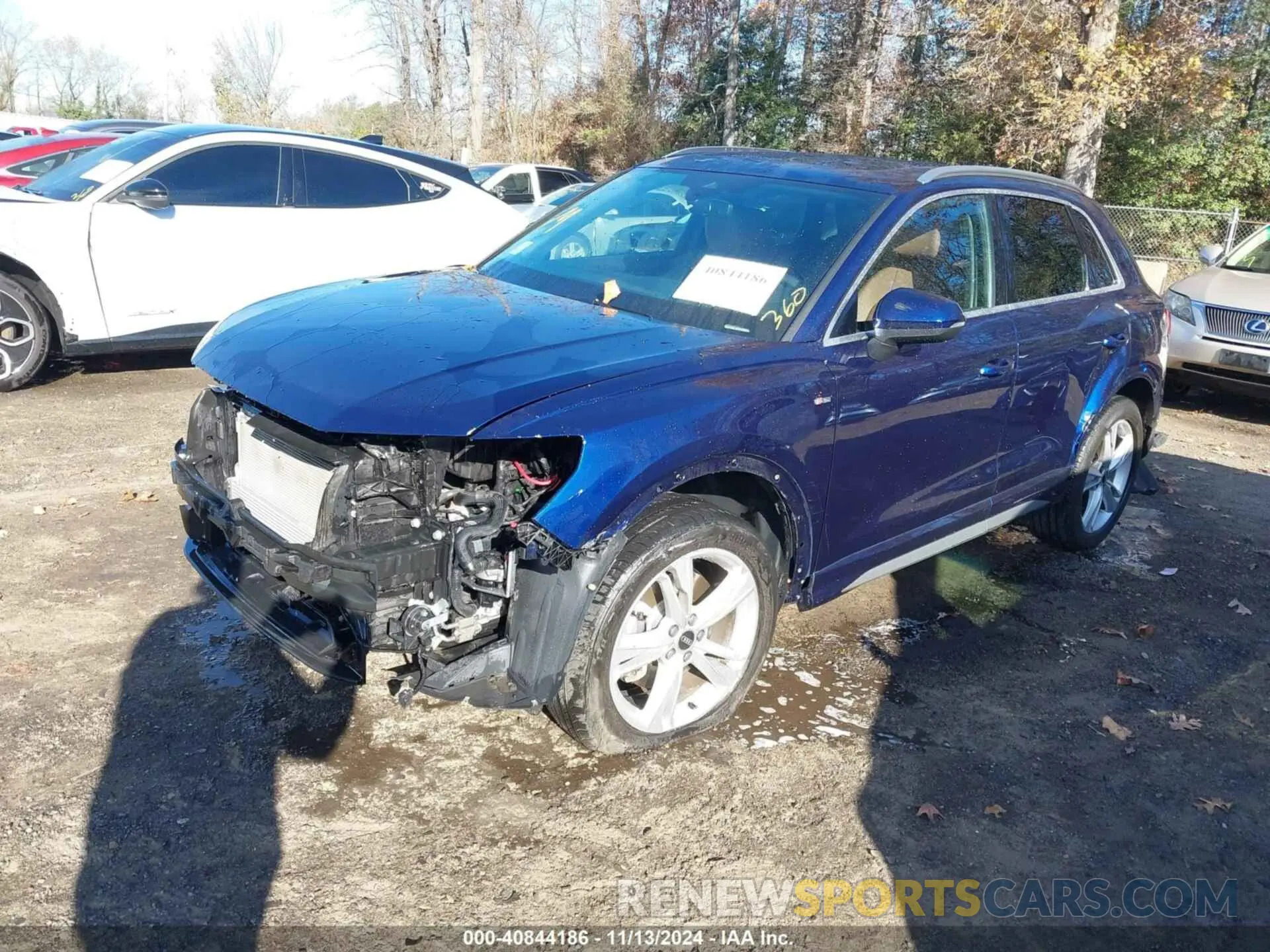 2 Photograph of a damaged car WA1DECF36N1061709 AUDI Q3 2022