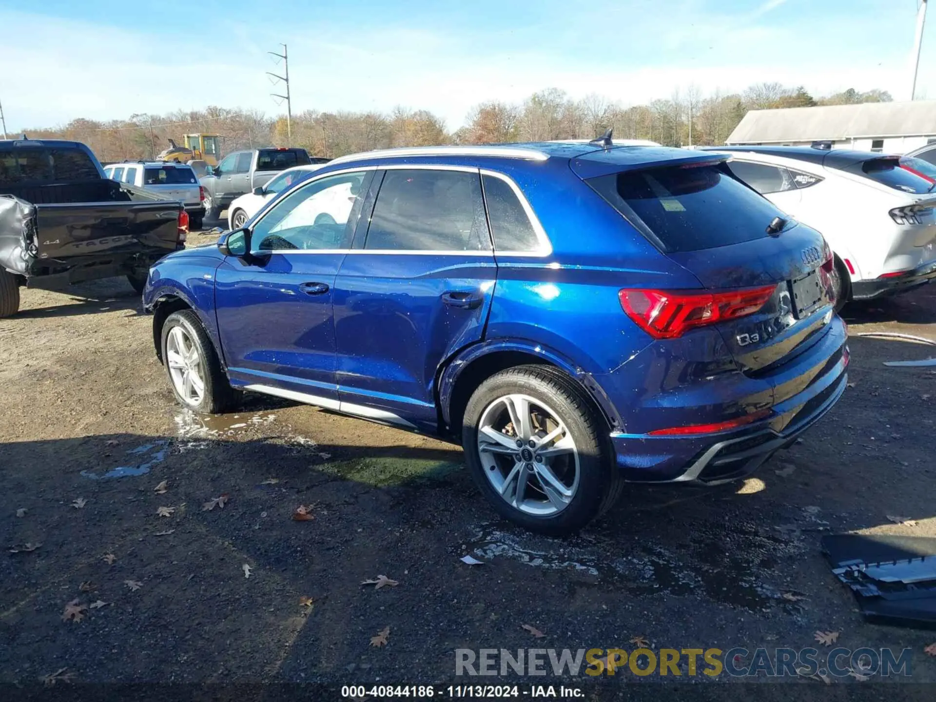 3 Photograph of a damaged car WA1DECF36N1061709 AUDI Q3 2022