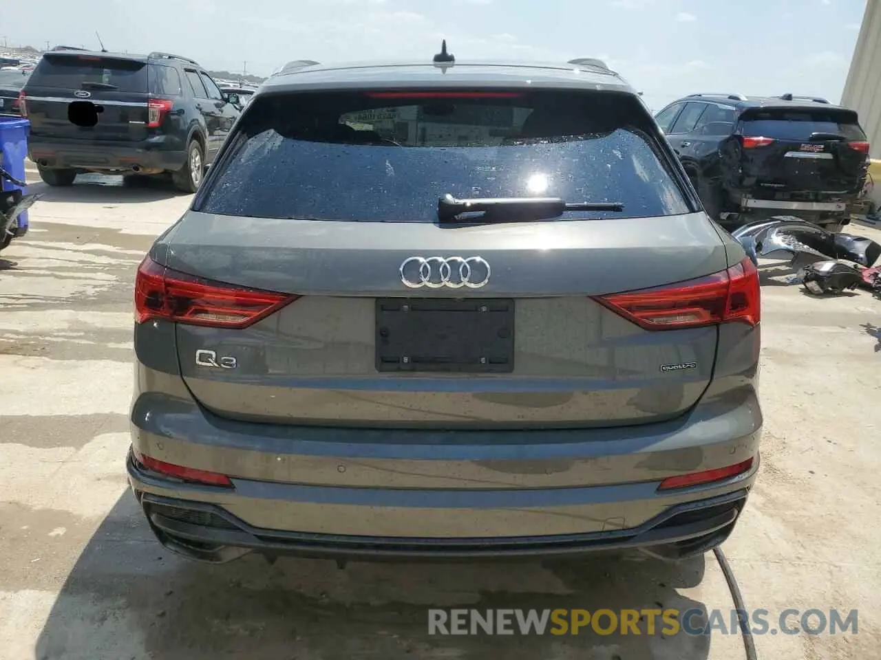 6 Photograph of a damaged car WA1DECF36N1072435 AUDI Q3 2022