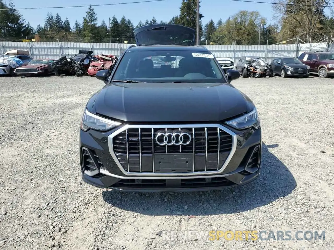 5 Photograph of a damaged car WA1DECF37N1048323 AUDI Q3 2022