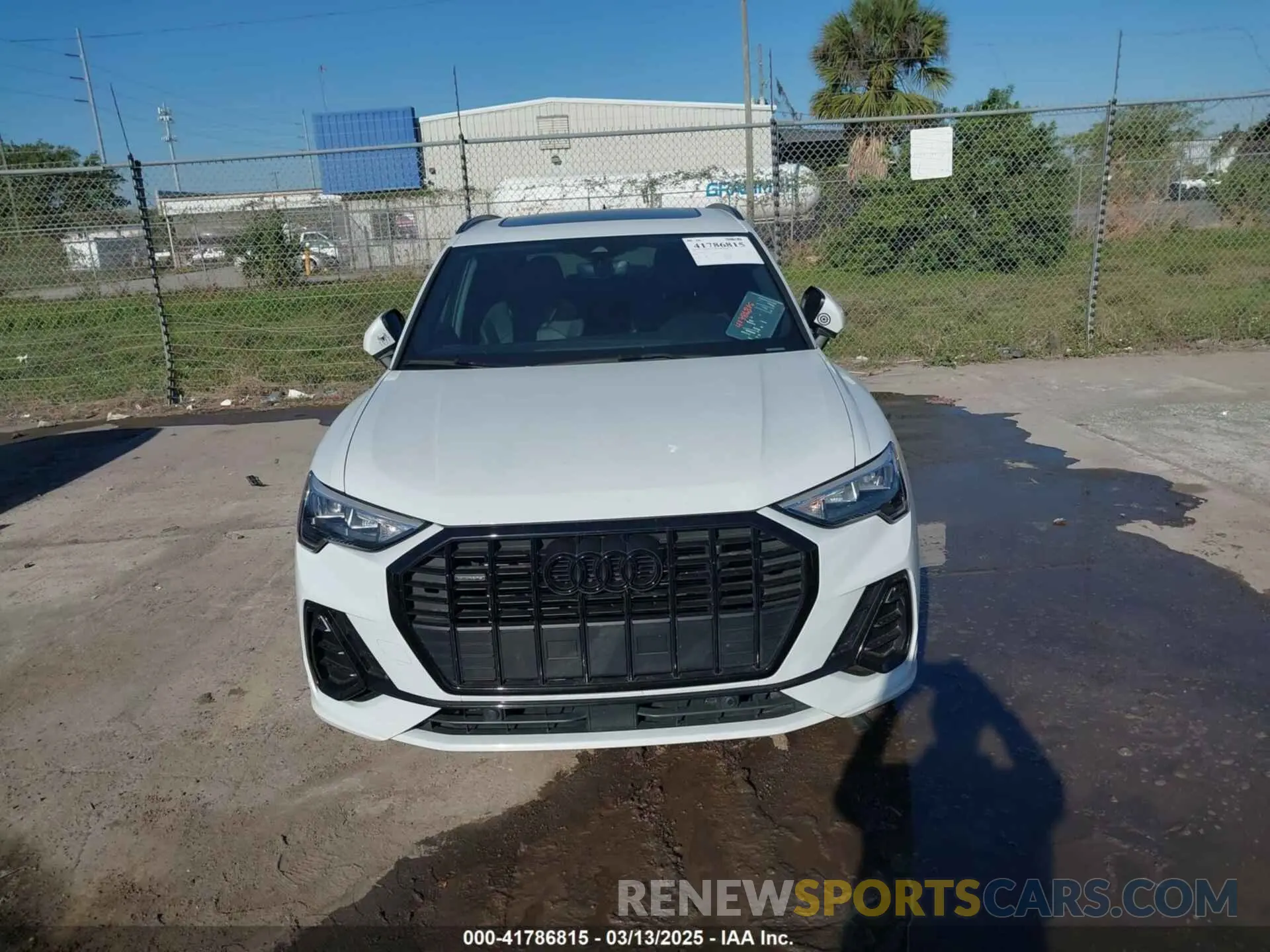 6 Photograph of a damaged car WA1DECF37N1092225 AUDI Q3 2022