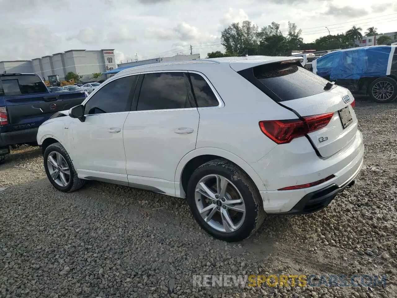 2 Photograph of a damaged car WA1DECF37N1108813 AUDI Q3 2022