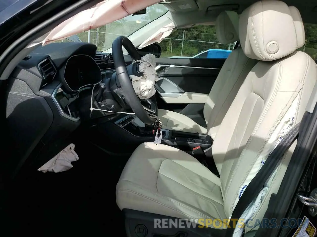 7 Photograph of a damaged car WA1DECF37N1123795 AUDI Q3 2022