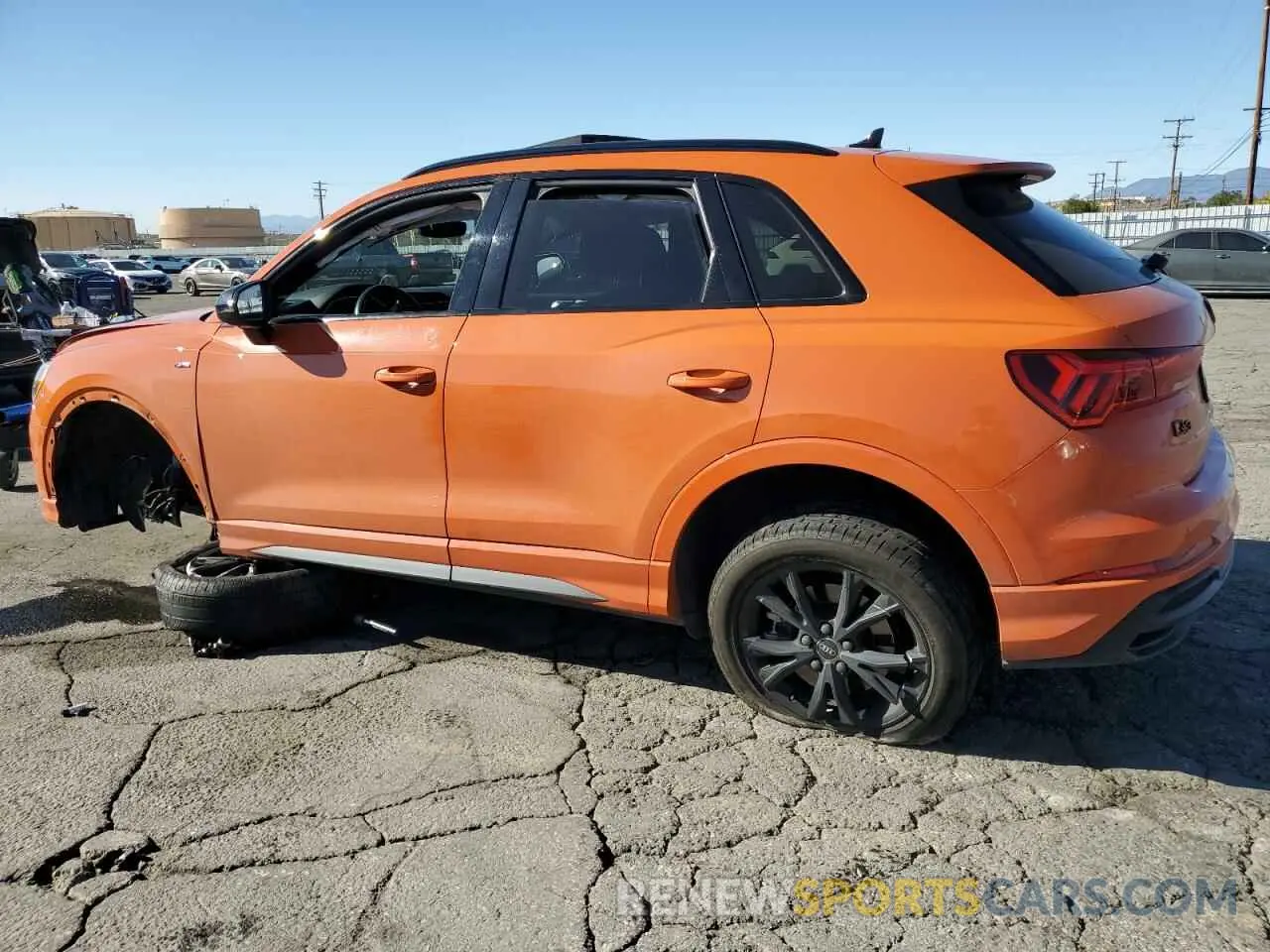 2 Photograph of a damaged car WA1DECF37N1150527 AUDI Q3 2022