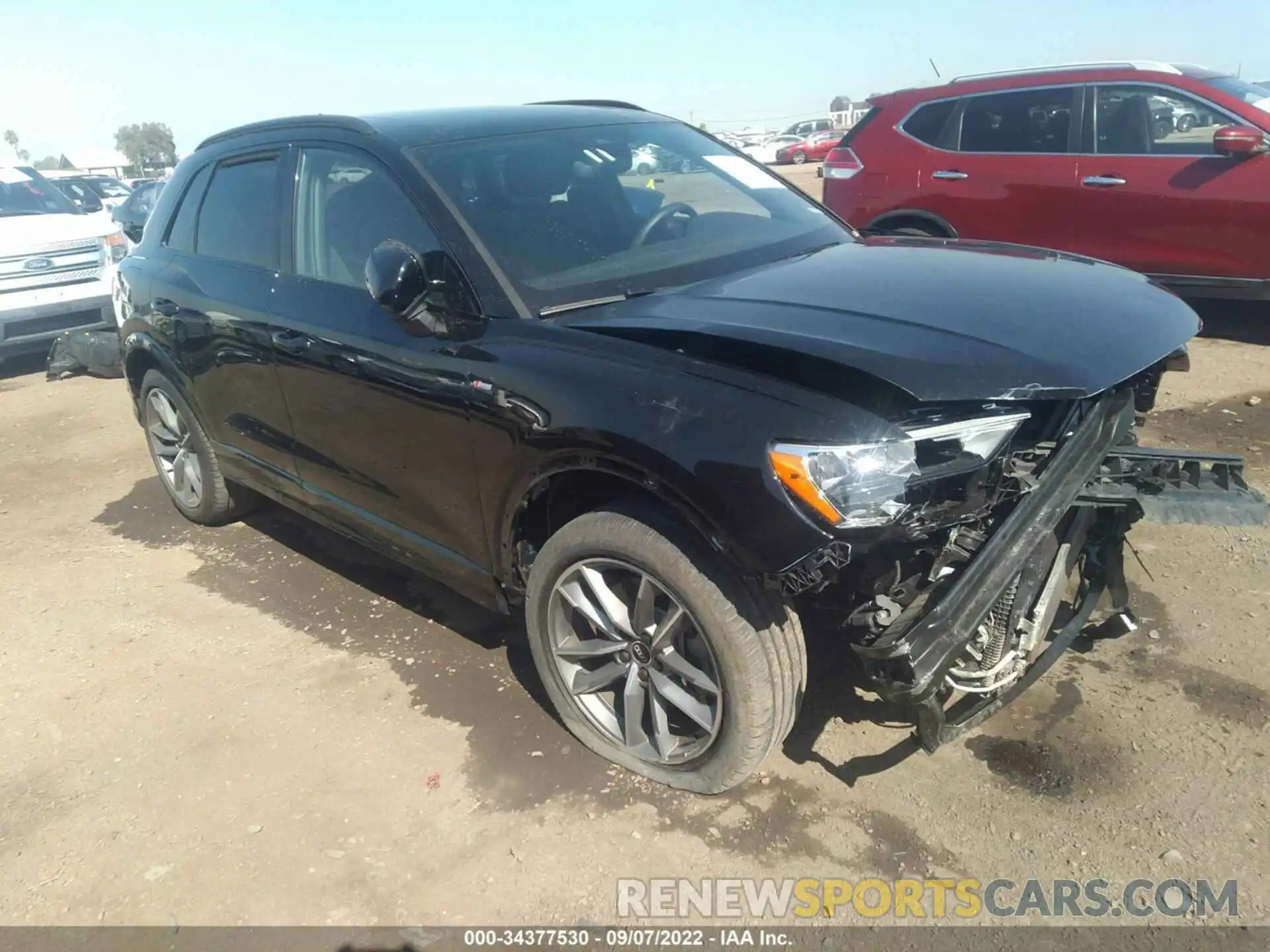 1 Photograph of a damaged car WA1DECF39N1025321 AUDI Q3 2022