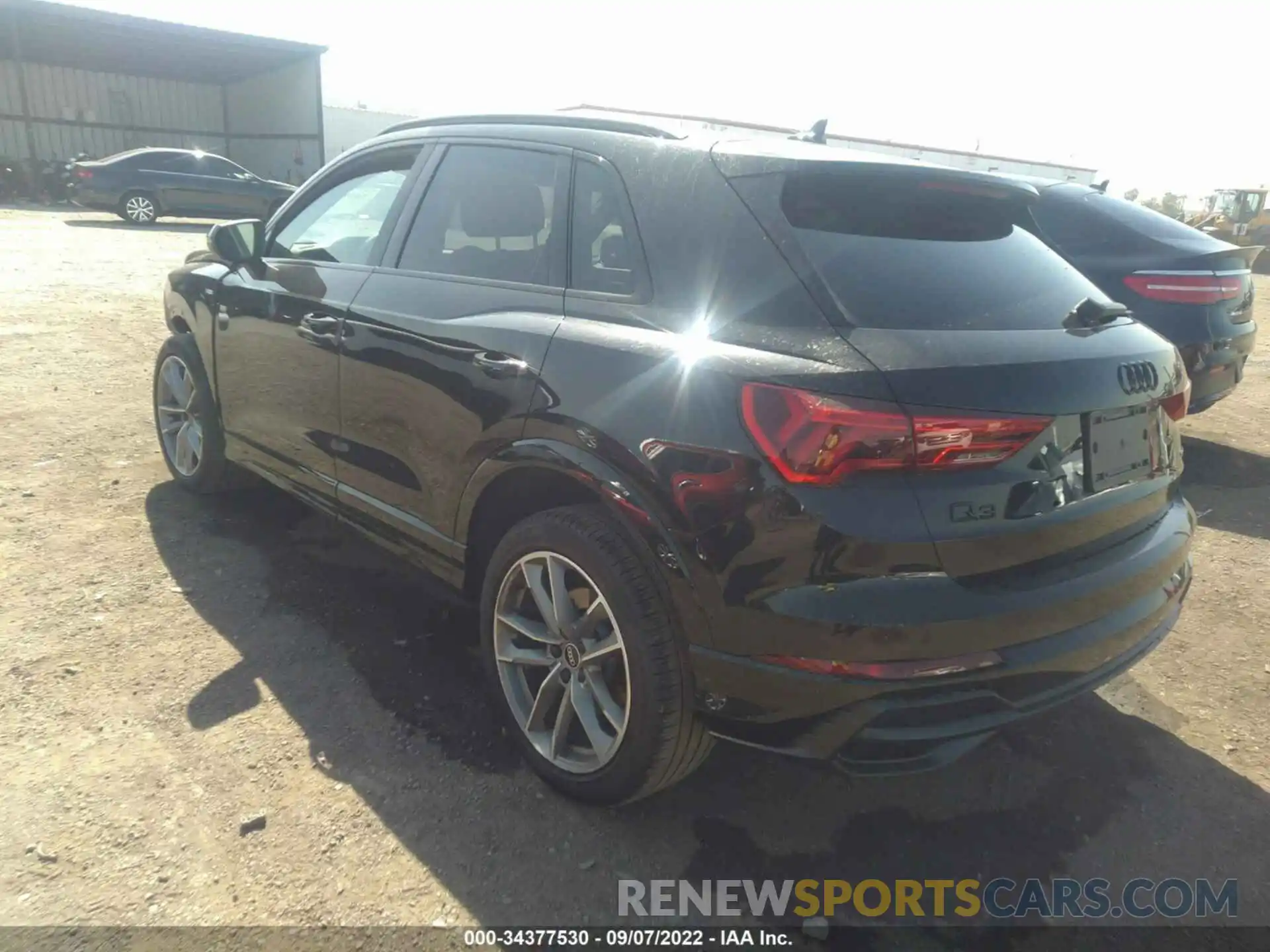 3 Photograph of a damaged car WA1DECF39N1025321 AUDI Q3 2022