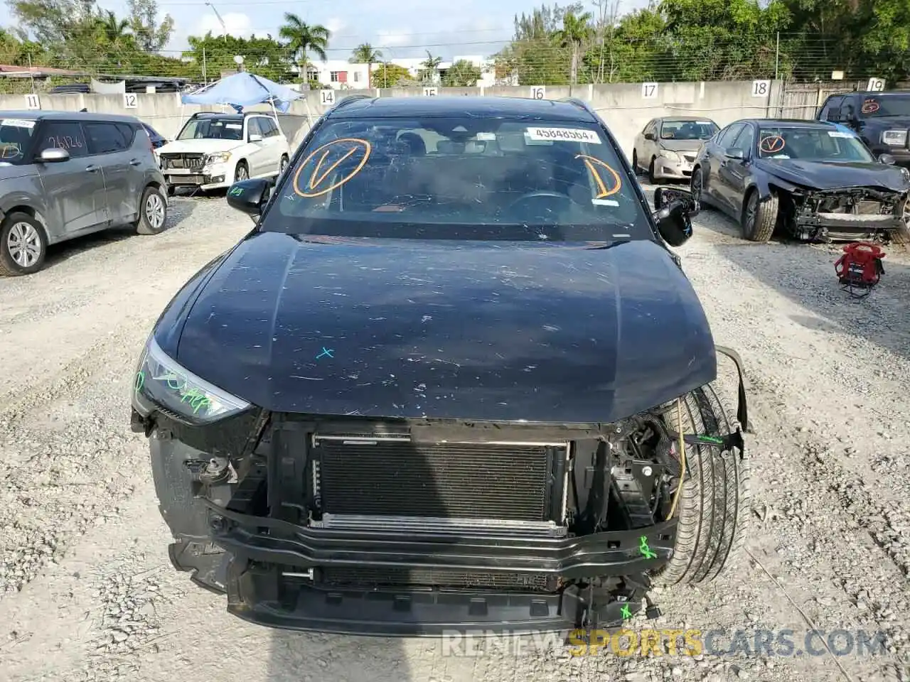 5 Photograph of a damaged car WA1DECF39N1028297 AUDI Q3 2022