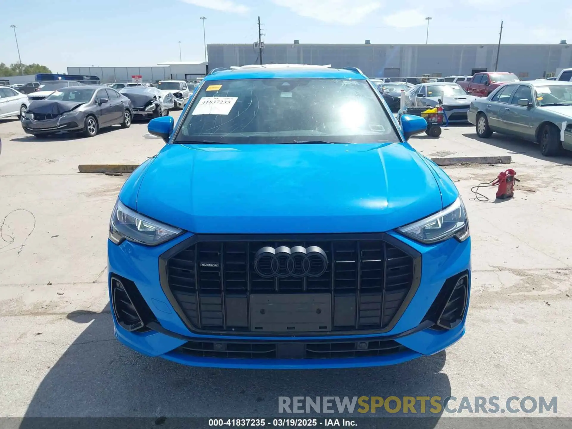 12 Photograph of a damaged car WA1DECF3XN1007622 AUDI Q3 2022