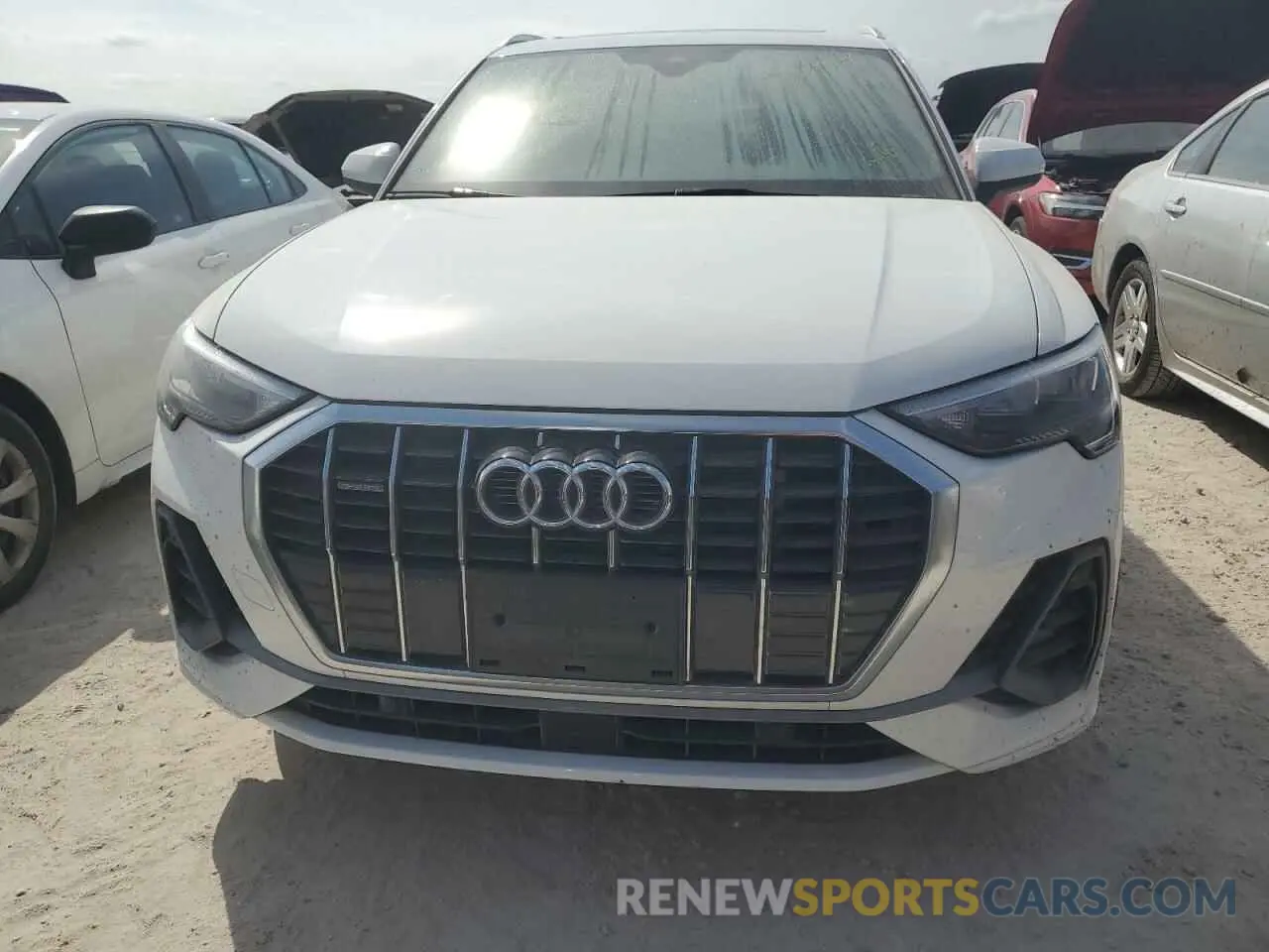 5 Photograph of a damaged car WA1DECF3XN1114931 AUDI Q3 2022
