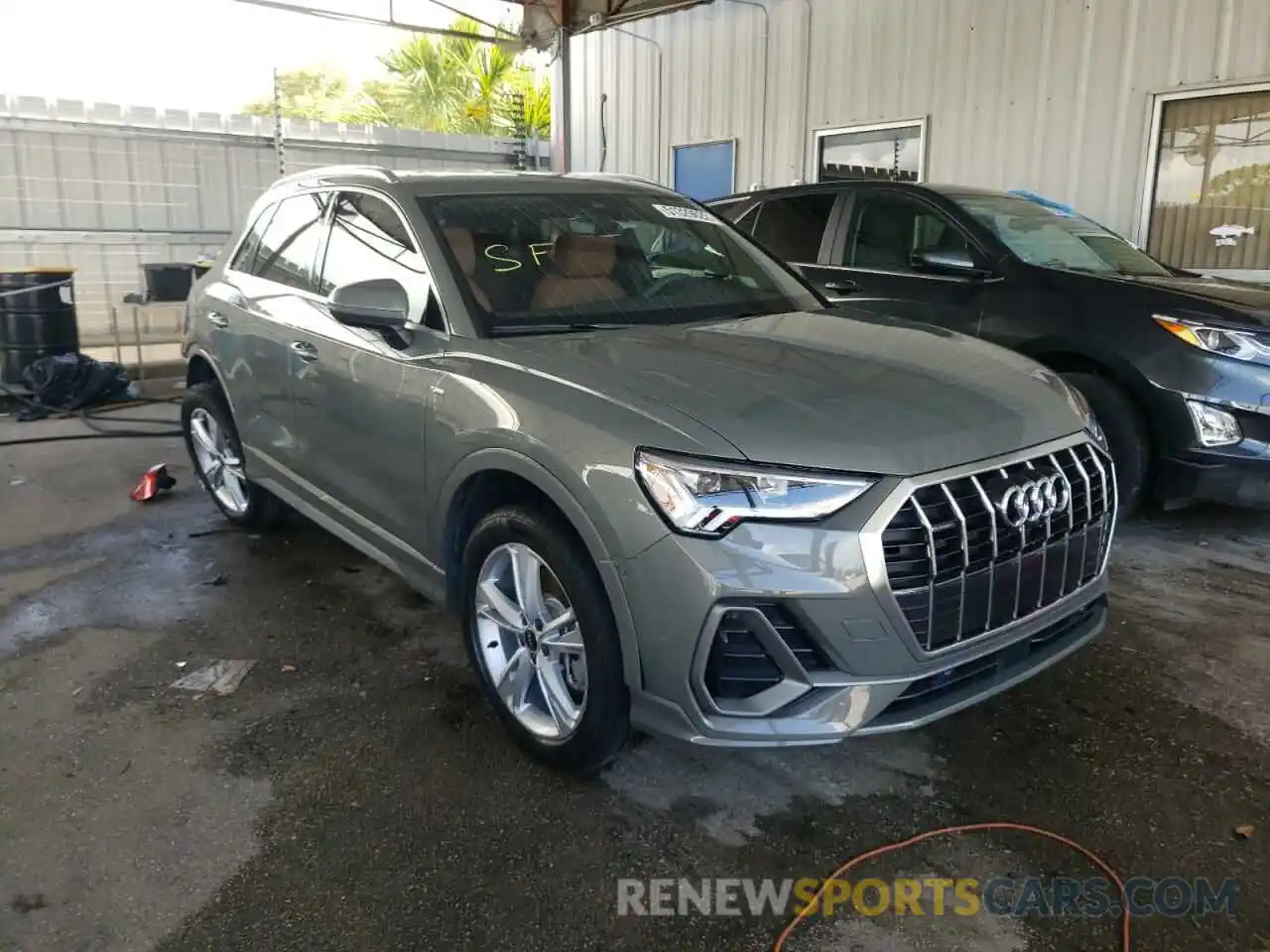 1 Photograph of a damaged car WA1EECF30N1072385 AUDI Q3 2022