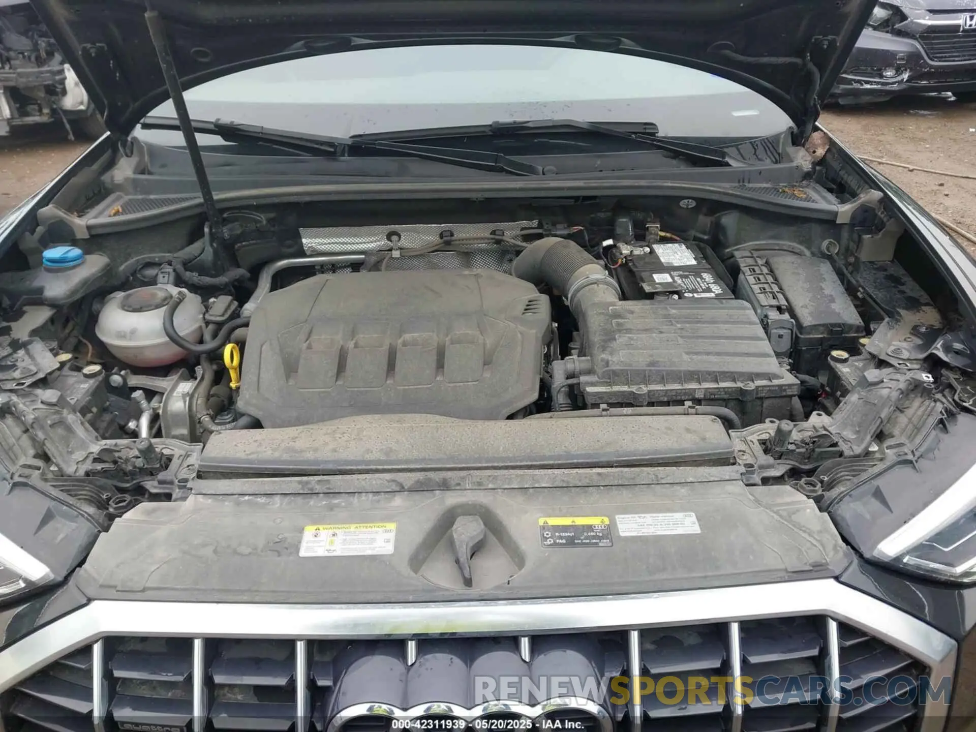 10 Photograph of a damaged car WA1EECF30N1089509 AUDI Q3 2022