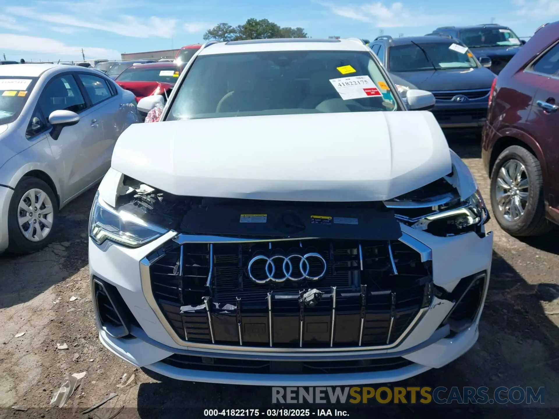 12 Photograph of a damaged car WA1EECF30N1126400 AUDI Q3 2022