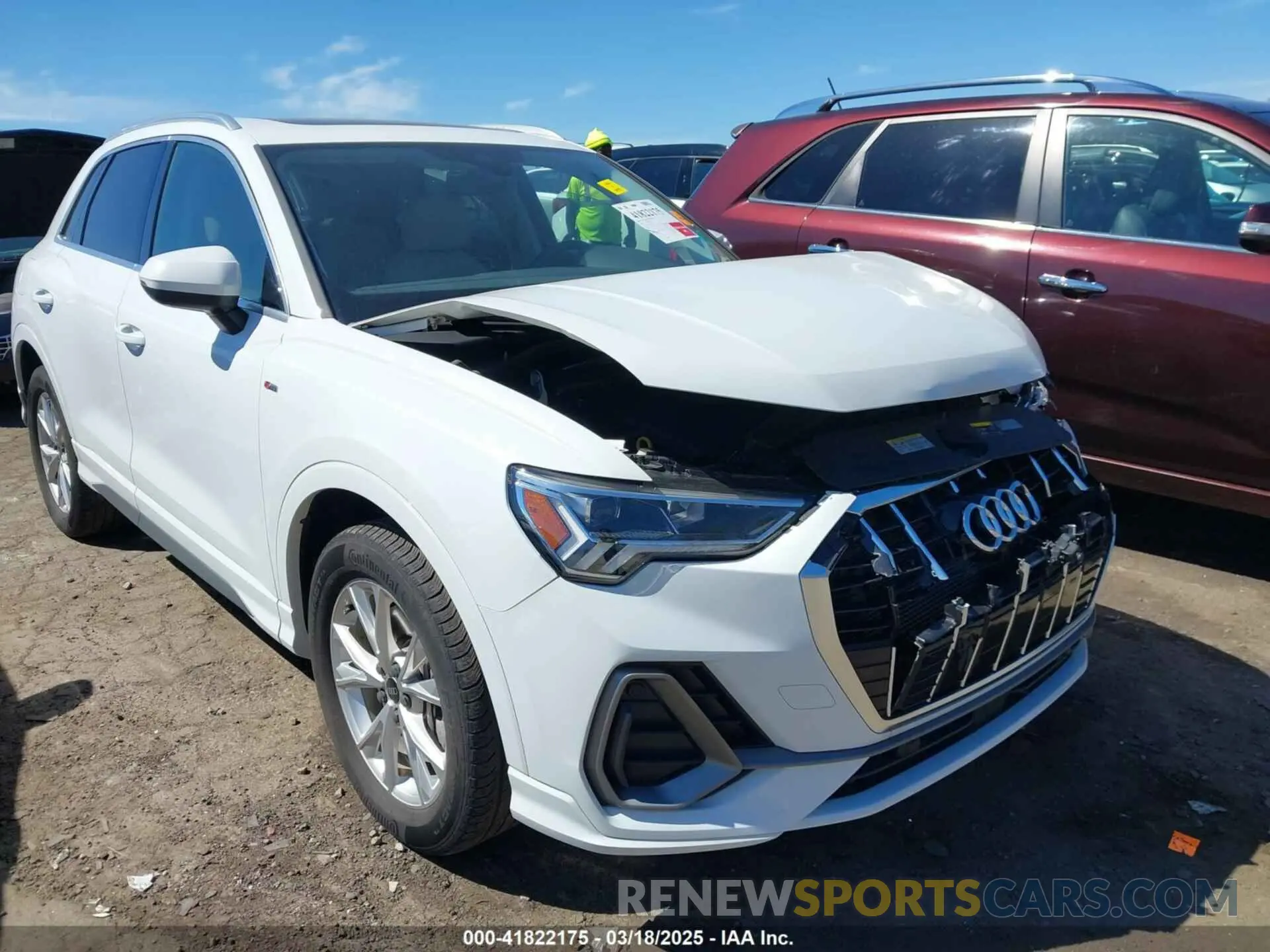 6 Photograph of a damaged car WA1EECF30N1126400 AUDI Q3 2022