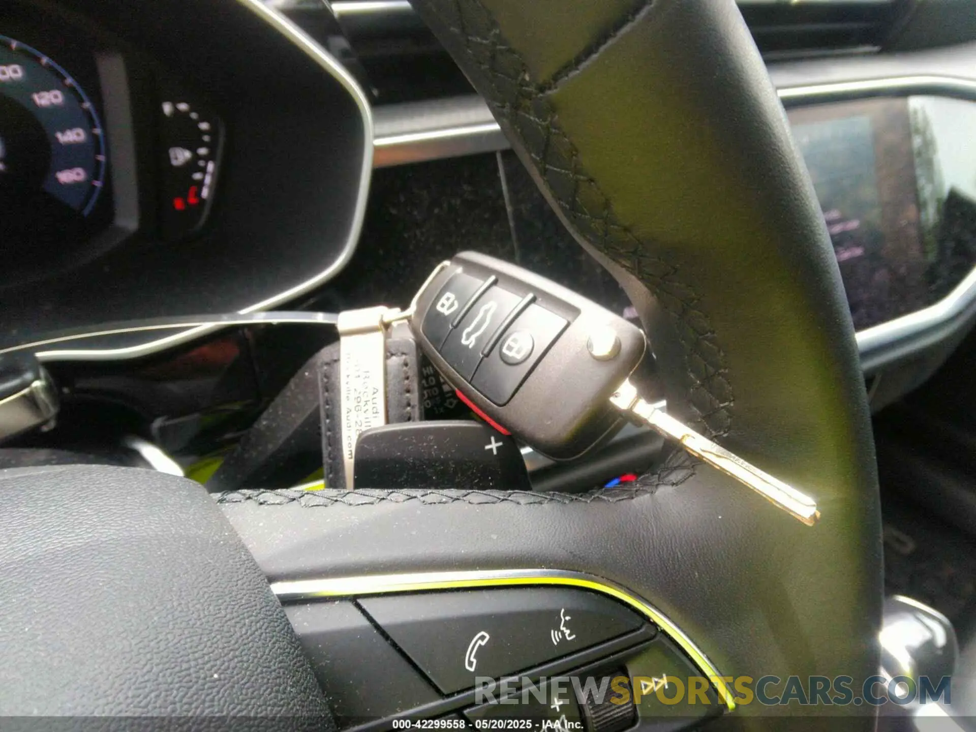 11 Photograph of a damaged car WA1EECF31N1045258 AUDI Q3 2022