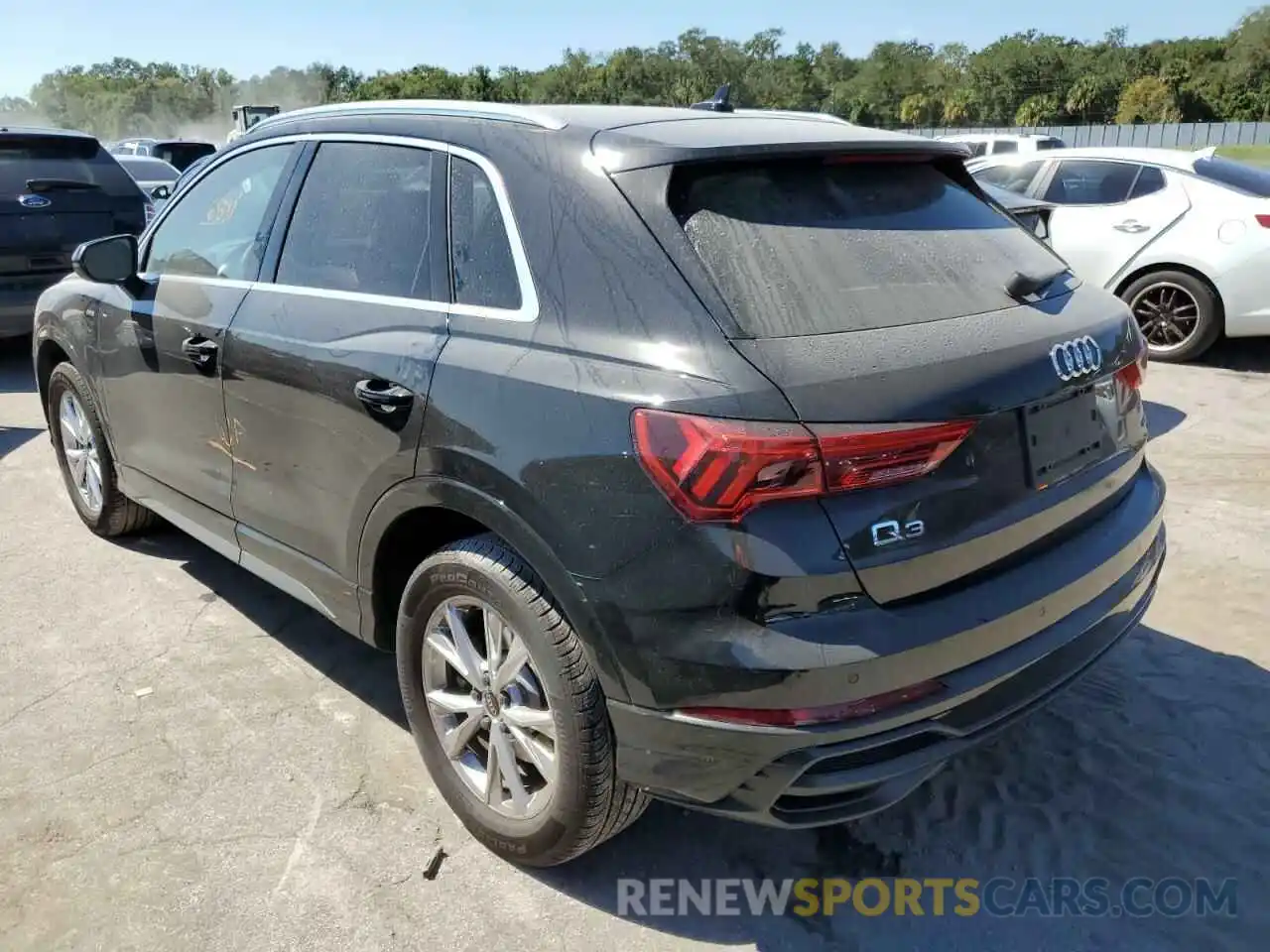 3 Photograph of a damaged car WA1EECF31N1096176 AUDI Q3 2022