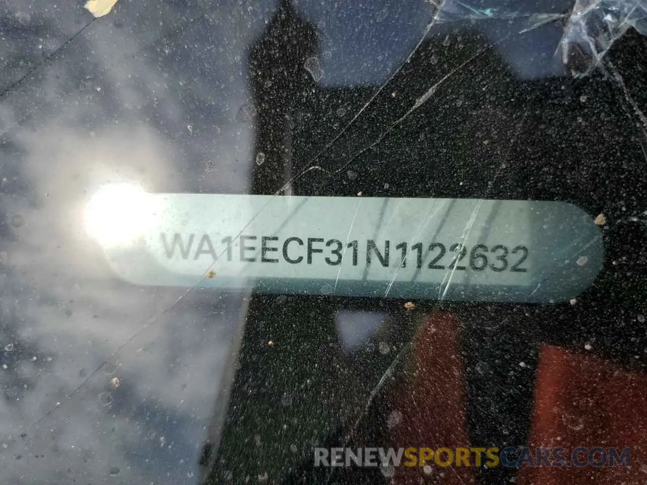 12 Photograph of a damaged car WA1EECF31N1122632 AUDI Q3 2022