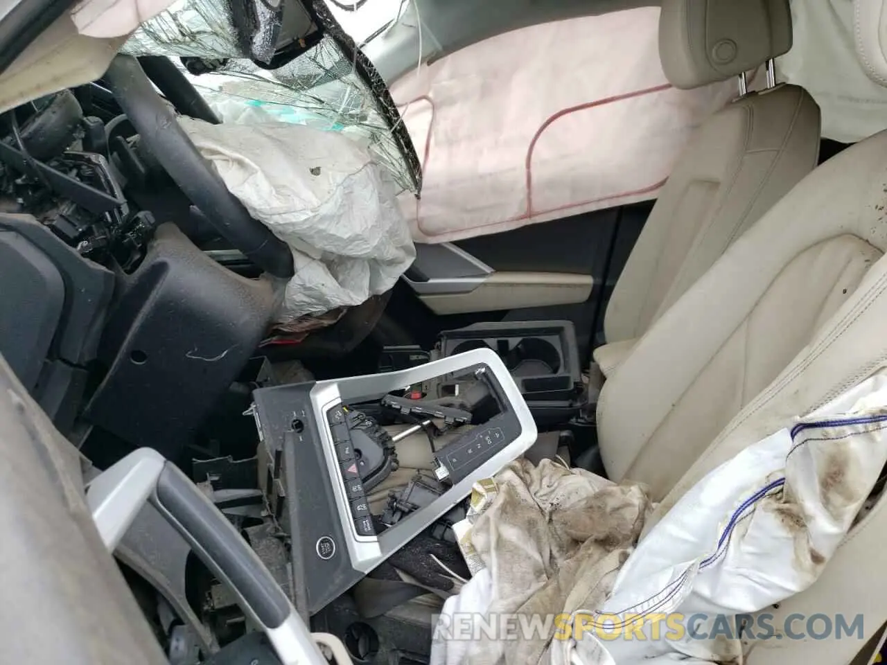 7 Photograph of a damaged car WA1EECF32N1030039 AUDI Q3 2022