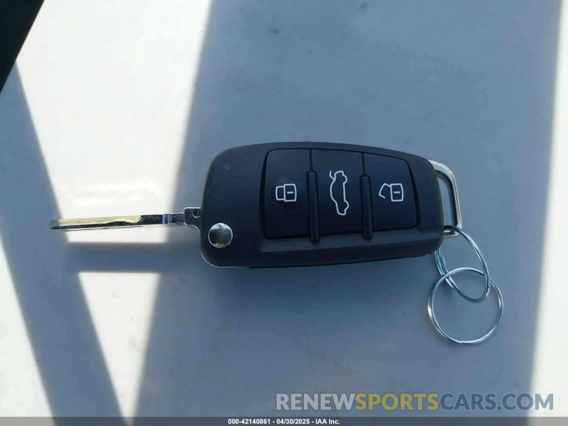 11 Photograph of a damaged car WA1EECF32N1040652 AUDI Q3 2022