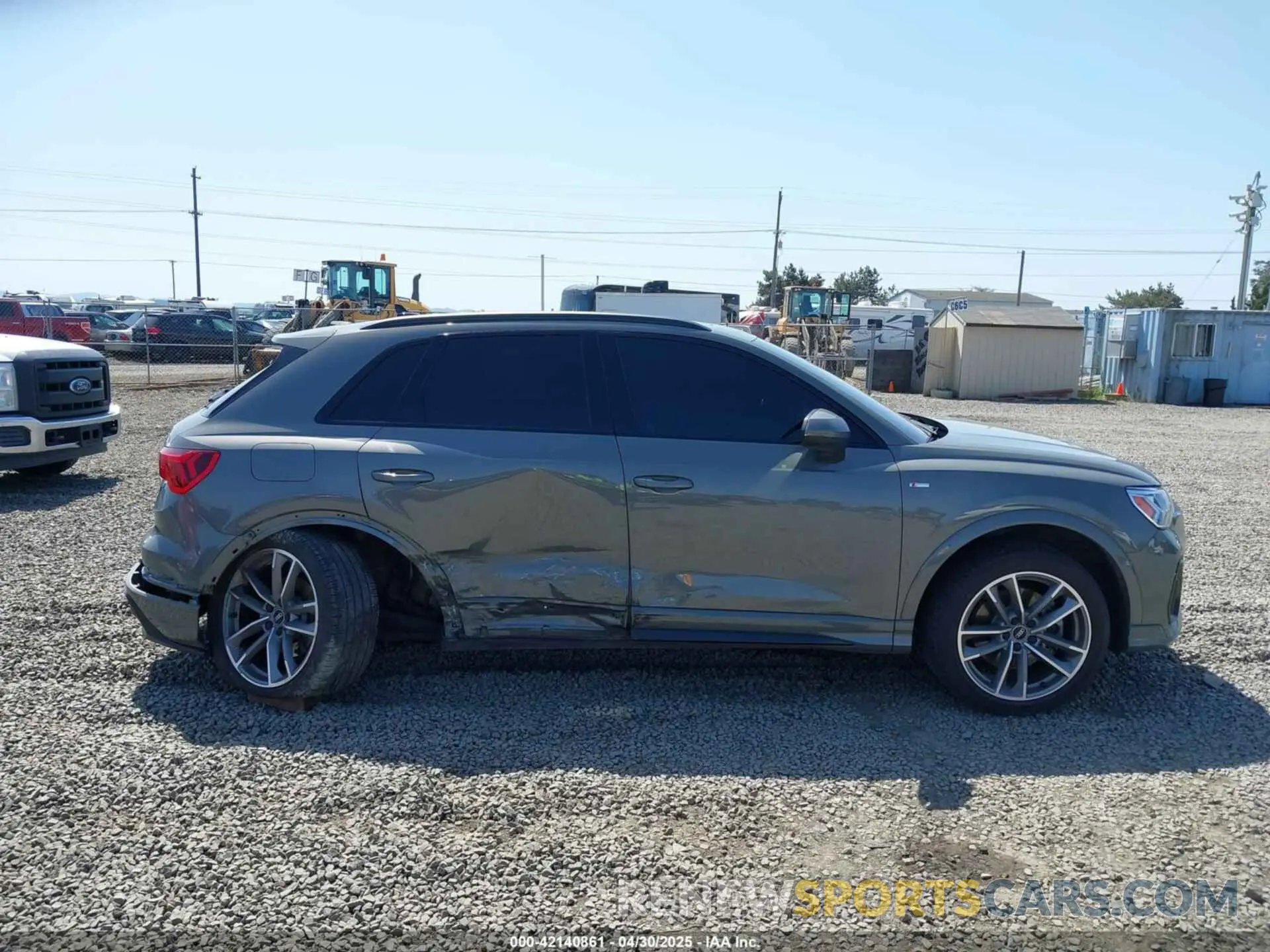 13 Photograph of a damaged car WA1EECF32N1040652 AUDI Q3 2022
