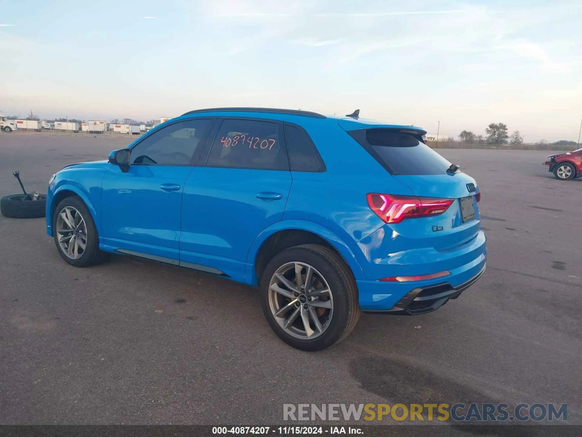 3 Photograph of a damaged car WA1EECF32N1149581 AUDI Q3 2022