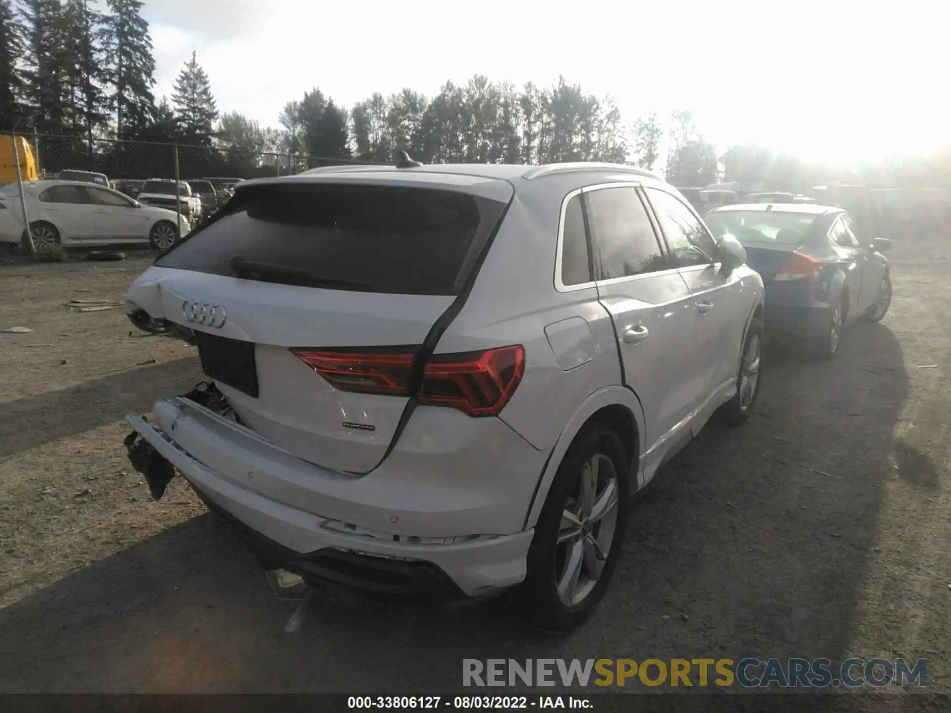 4 Photograph of a damaged car WA1EECF33N1005828 AUDI Q3 2022