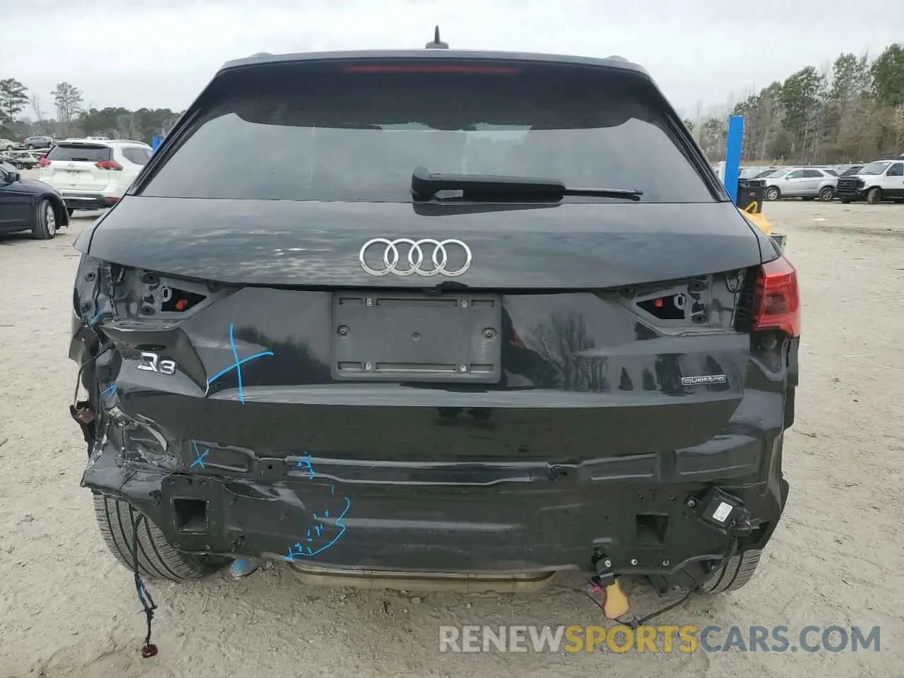 6 Photograph of a damaged car WA1EECF33N1054639 AUDI Q3 2022