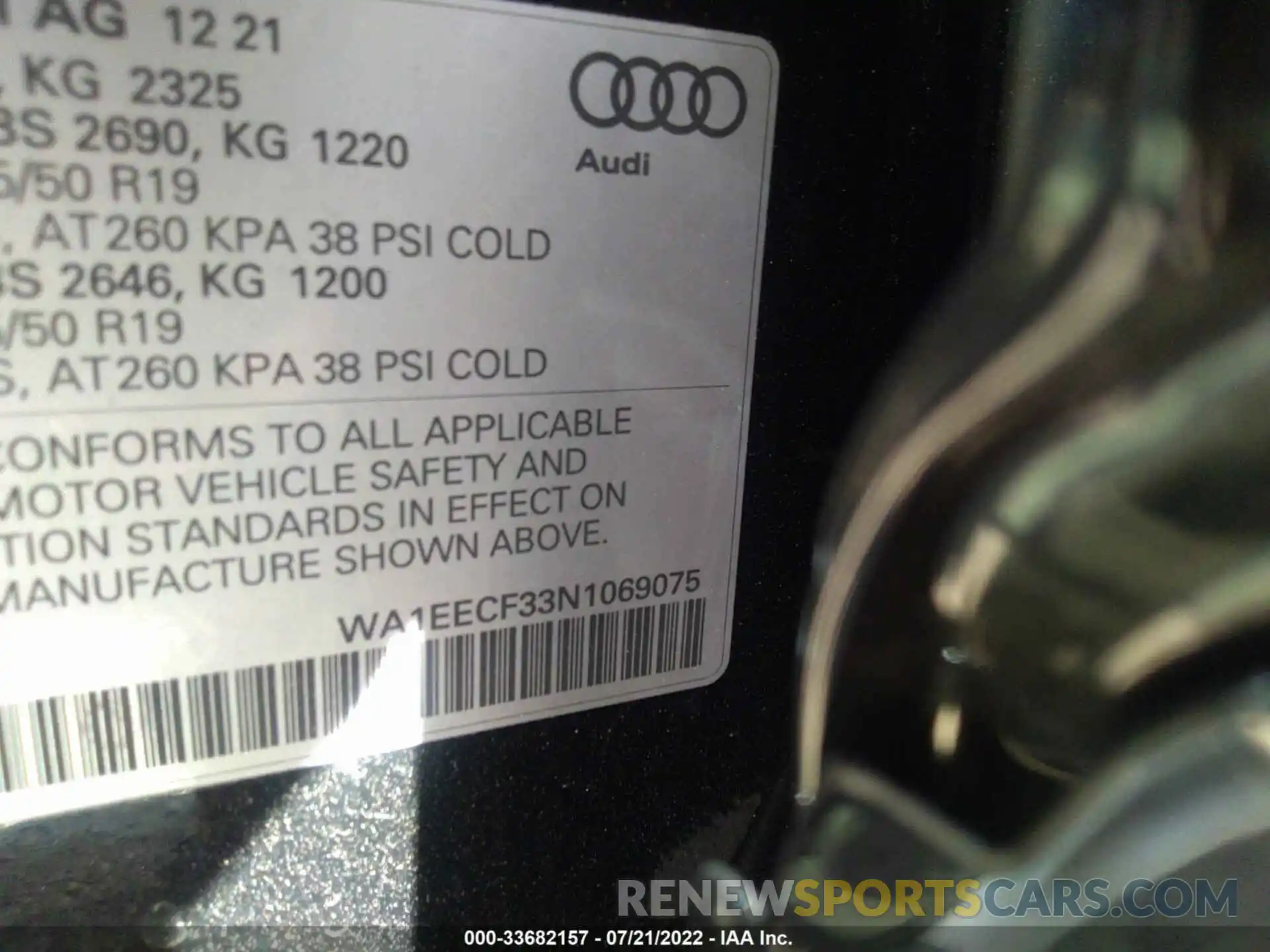 9 Photograph of a damaged car WA1EECF33N1069075 AUDI Q3 2022