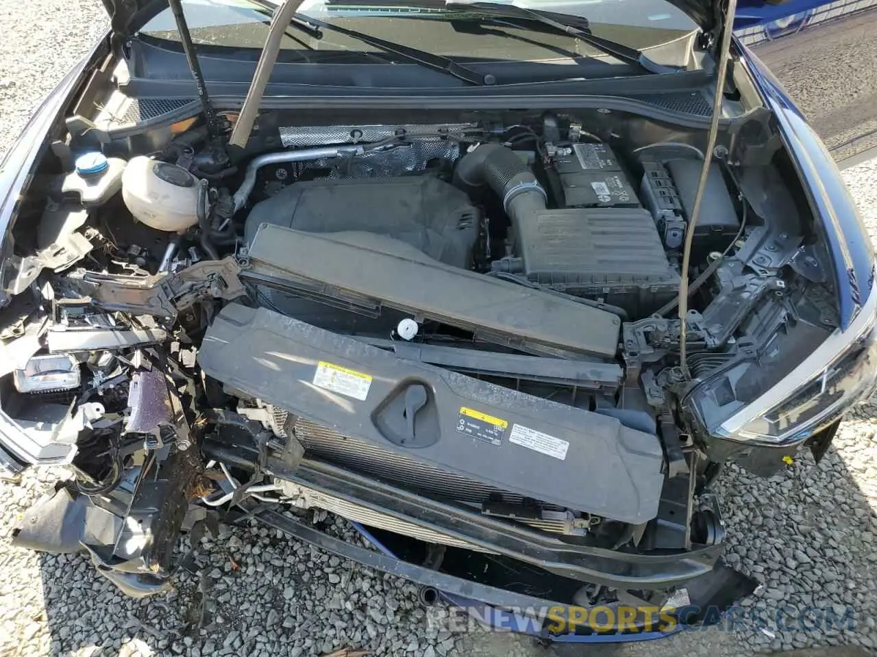 12 Photograph of a damaged car WA1EECF33N1090184 AUDI Q3 2022