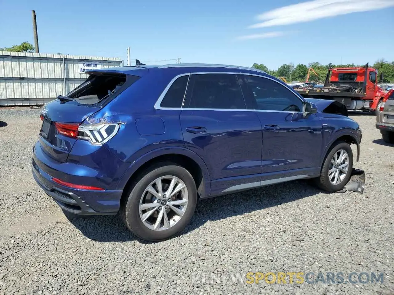 3 Photograph of a damaged car WA1EECF33N1090184 AUDI Q3 2022