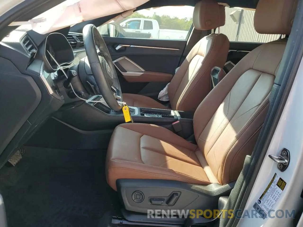 7 Photograph of a damaged car WA1EECF33N1123961 AUDI Q3 2022