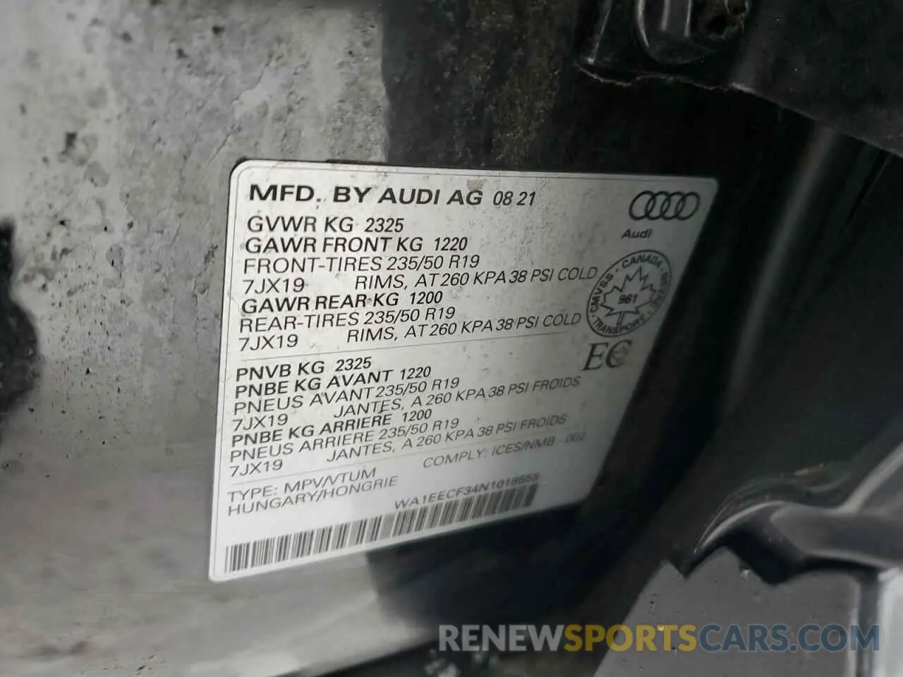 13 Photograph of a damaged car WA1EECF34N1018555 AUDI Q3 2022