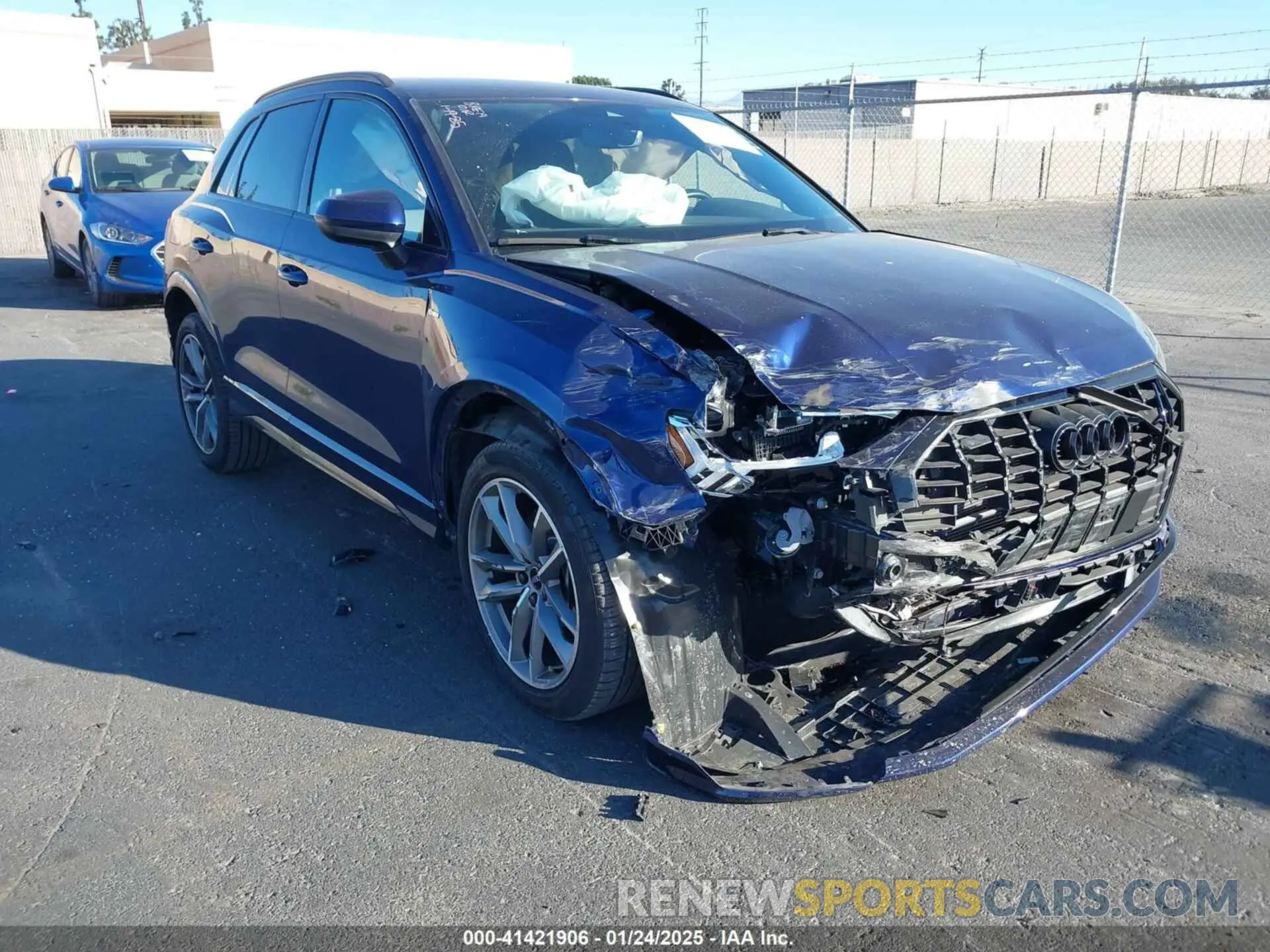 1 Photograph of a damaged car WA1EECF34N1043973 AUDI Q3 2022