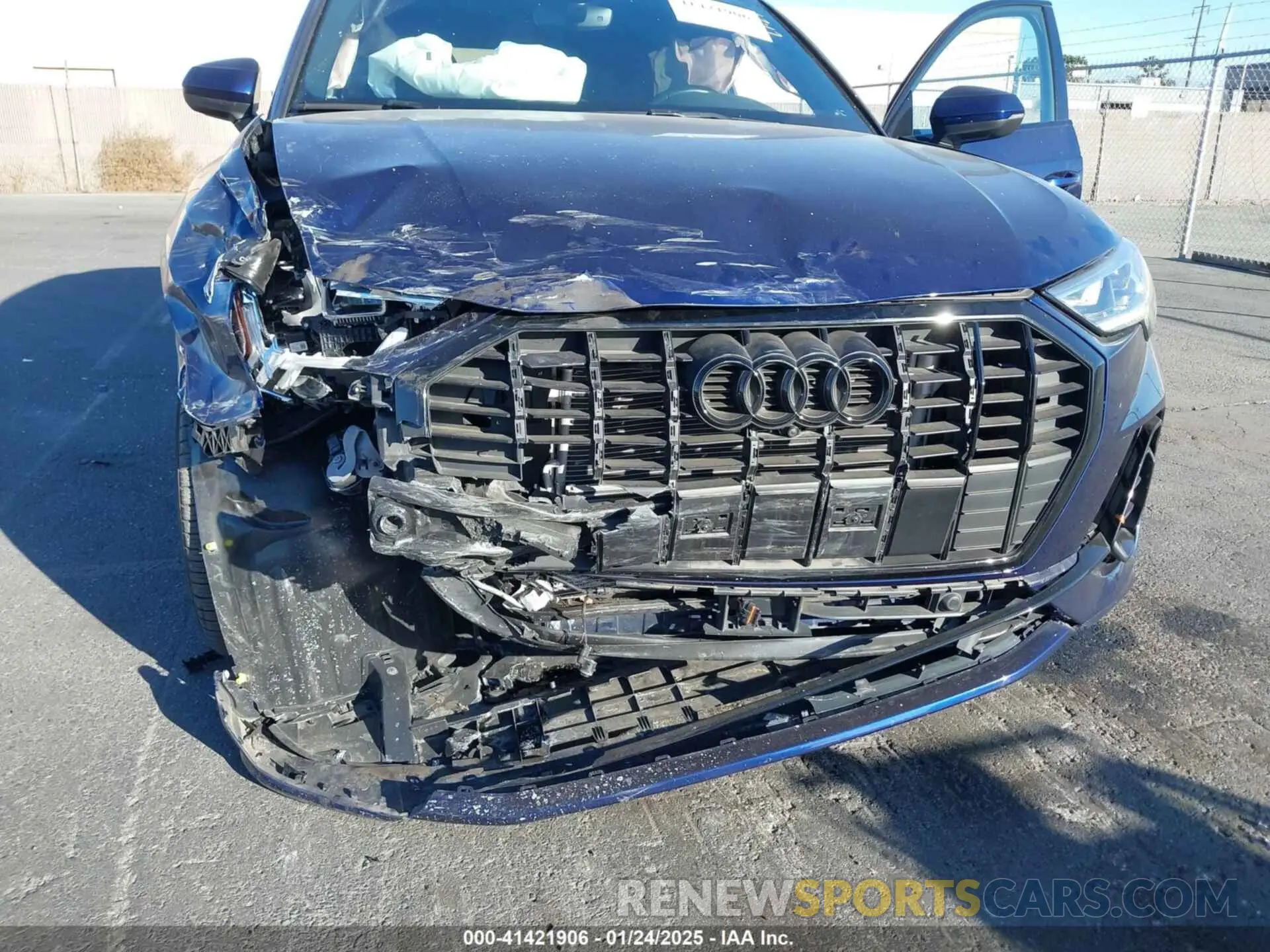6 Photograph of a damaged car WA1EECF34N1043973 AUDI Q3 2022