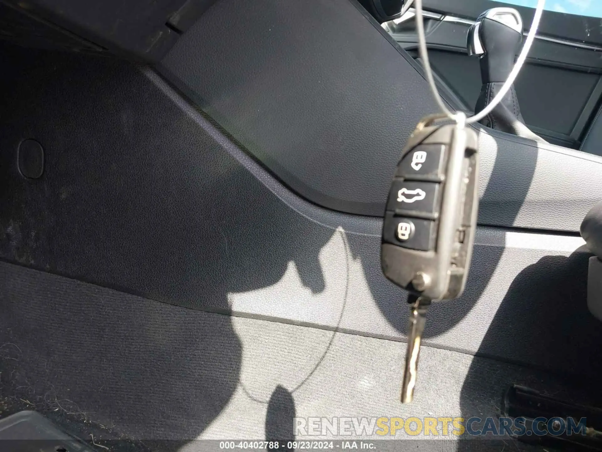 11 Photograph of a damaged car WA1EECF34N1051622 AUDI Q3 2022