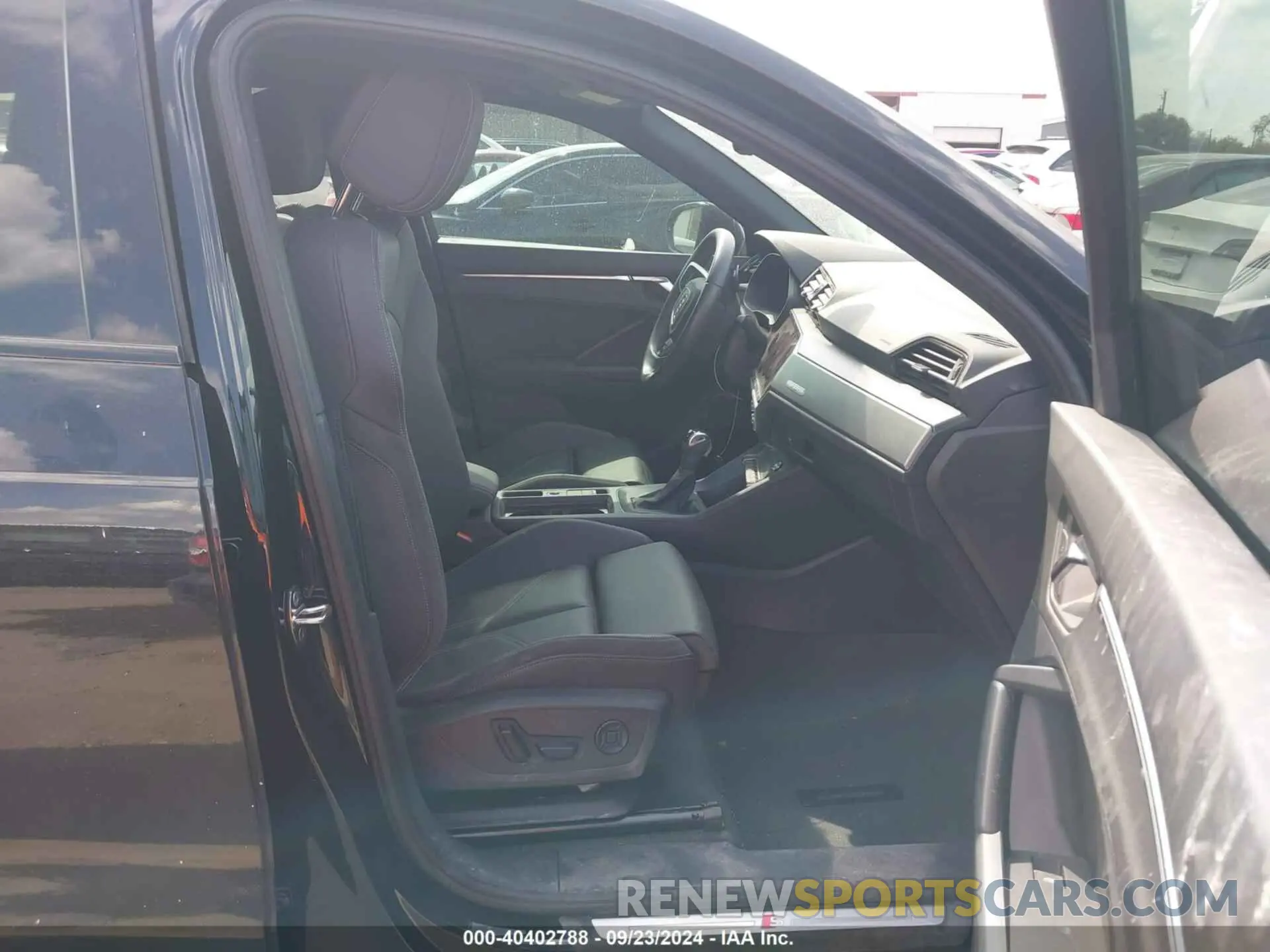 5 Photograph of a damaged car WA1EECF34N1051622 AUDI Q3 2022