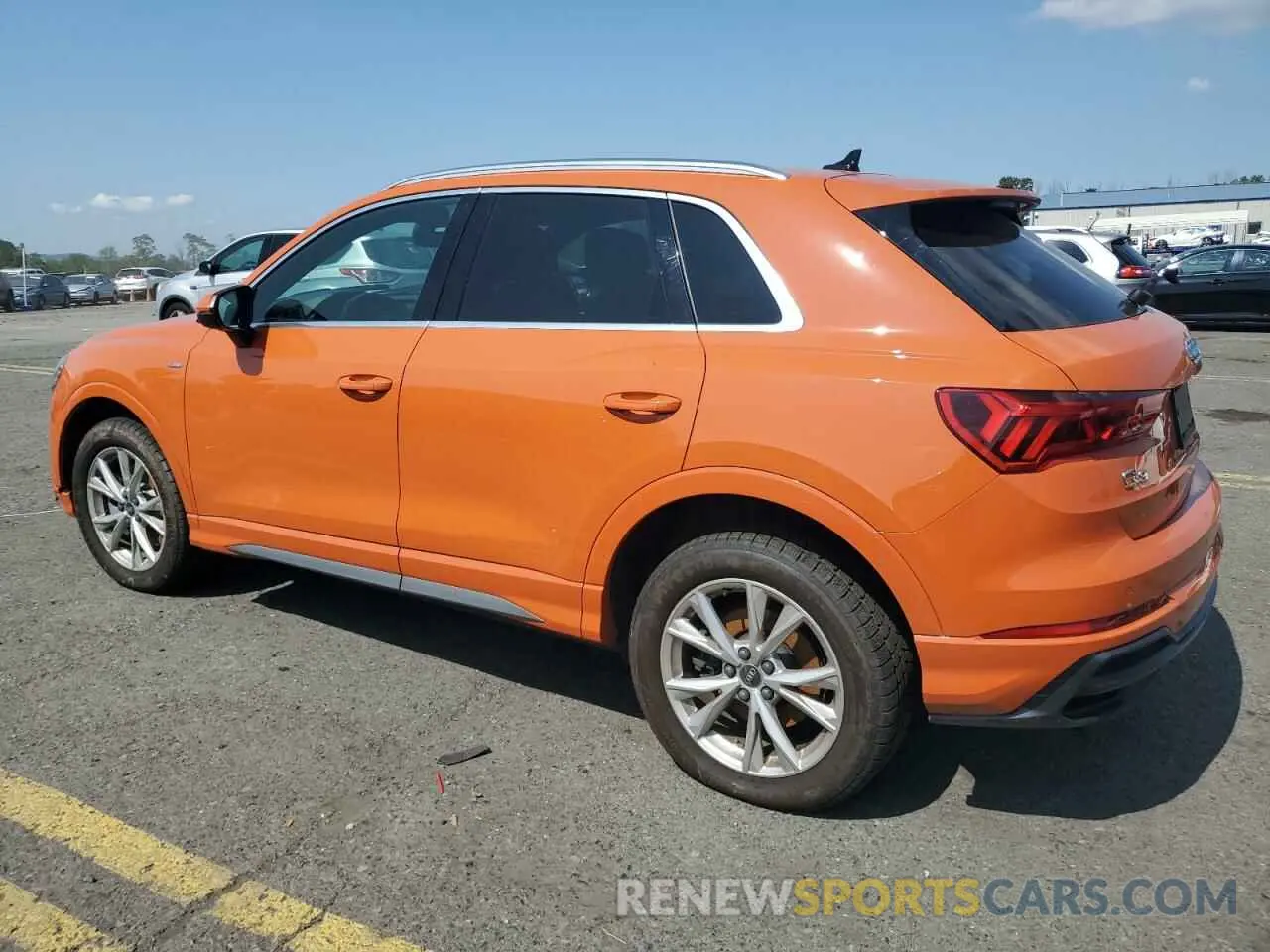 2 Photograph of a damaged car WA1EECF34N1149114 AUDI Q3 2022